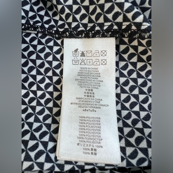 MICHAEL KORS Black Wht Gold Chain Neck Open Cold Shoulder Dolman‎ 3/4 Sleeve Top - Picture 6 of 9